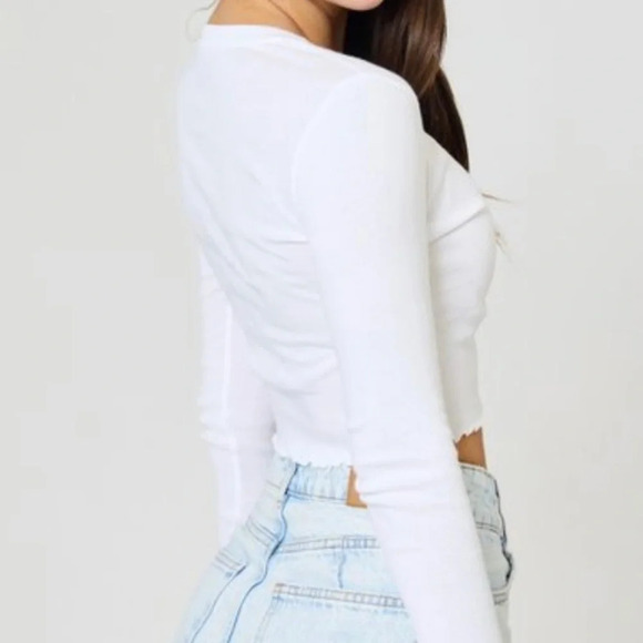 Baby Tee Crop Top Long Sleeve - Picture 3 of 4